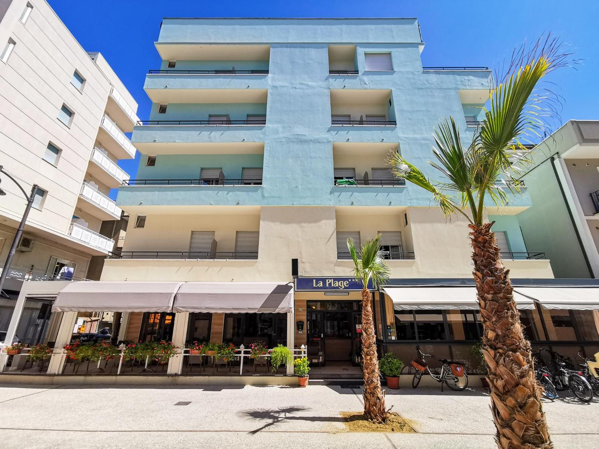 Hotel La Plage Cattolica Bagian luar foto